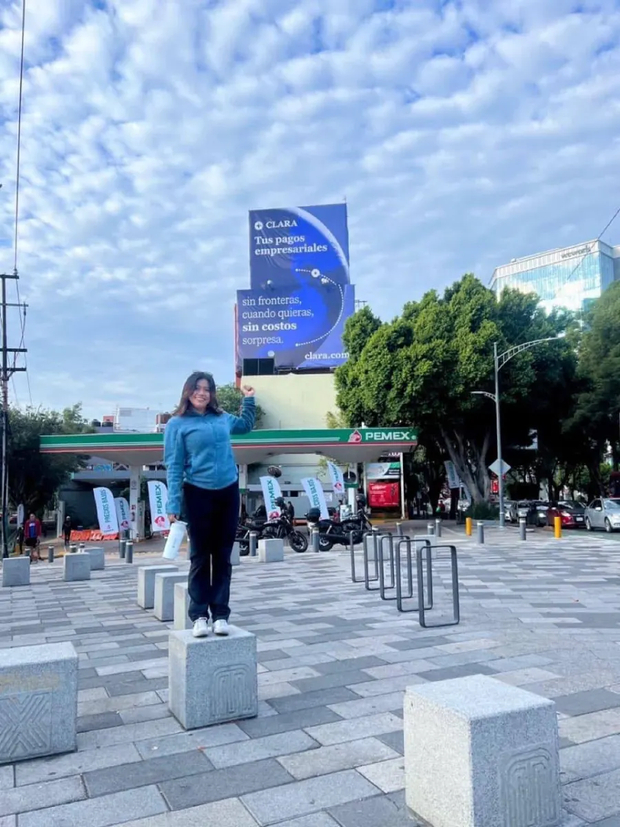 2020–2024 · Clara · en la ciudad